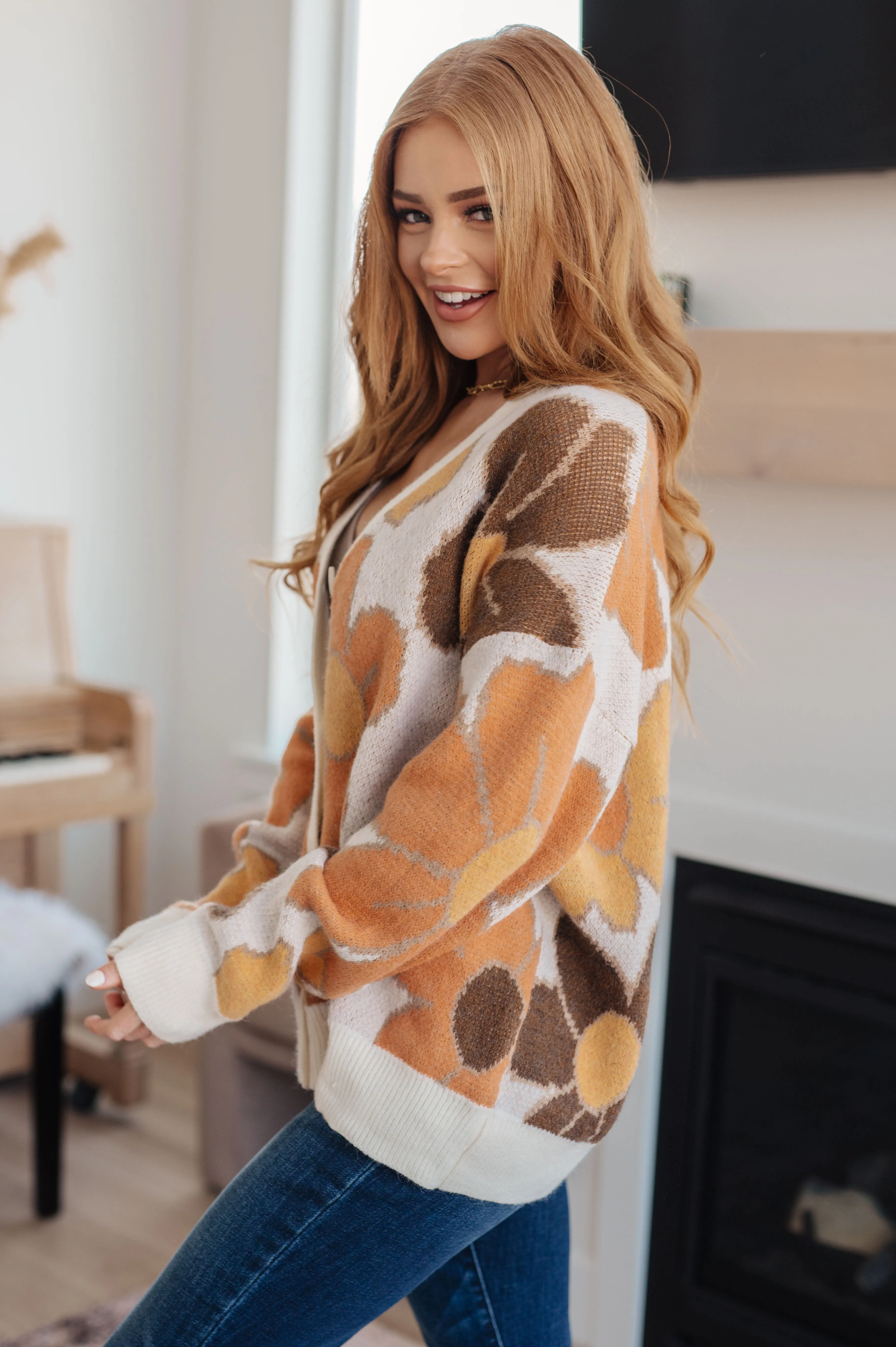 BiBi Exquisitely Mod Floral Cardigan
