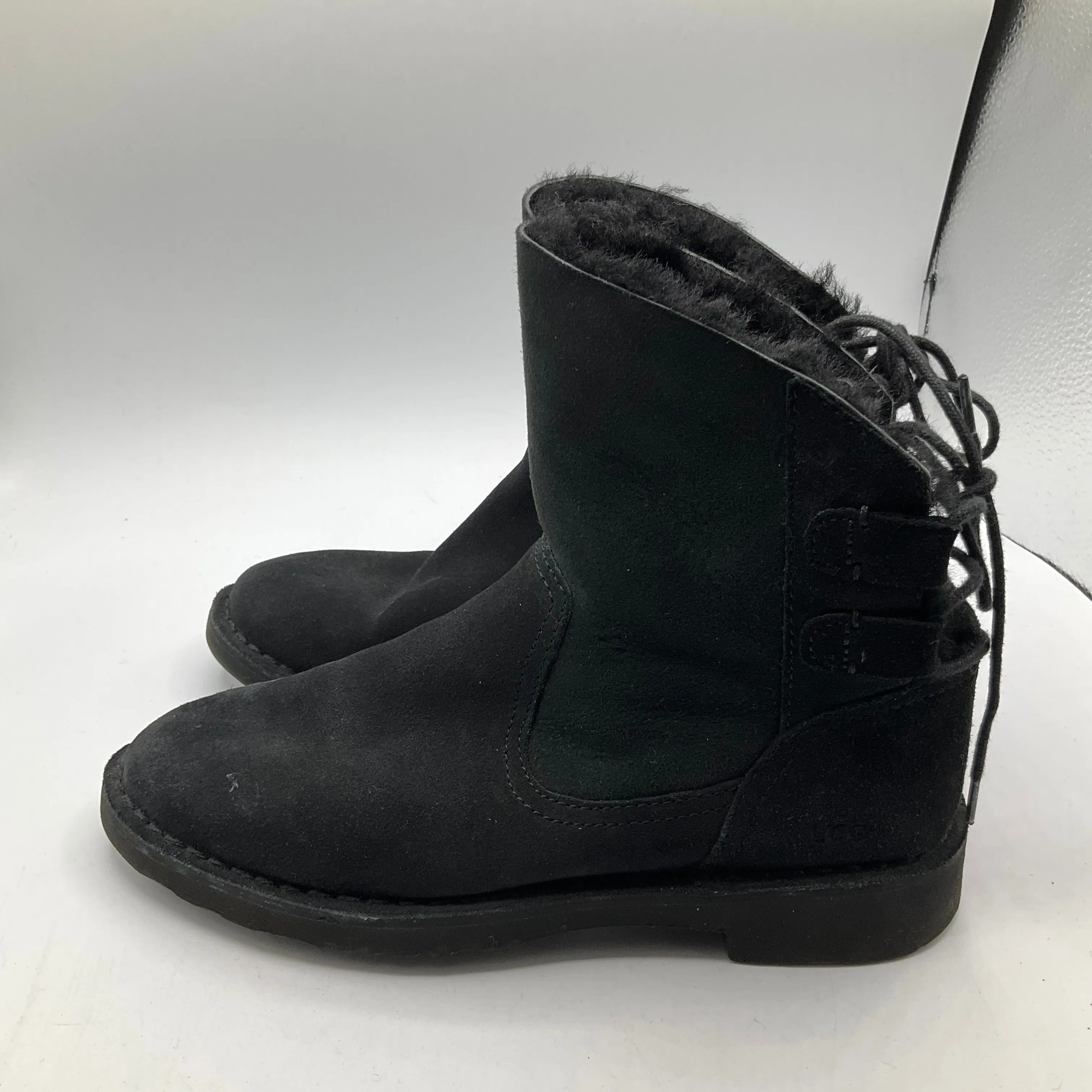 Black Boots Ankle Flats Ugg, Size 7
