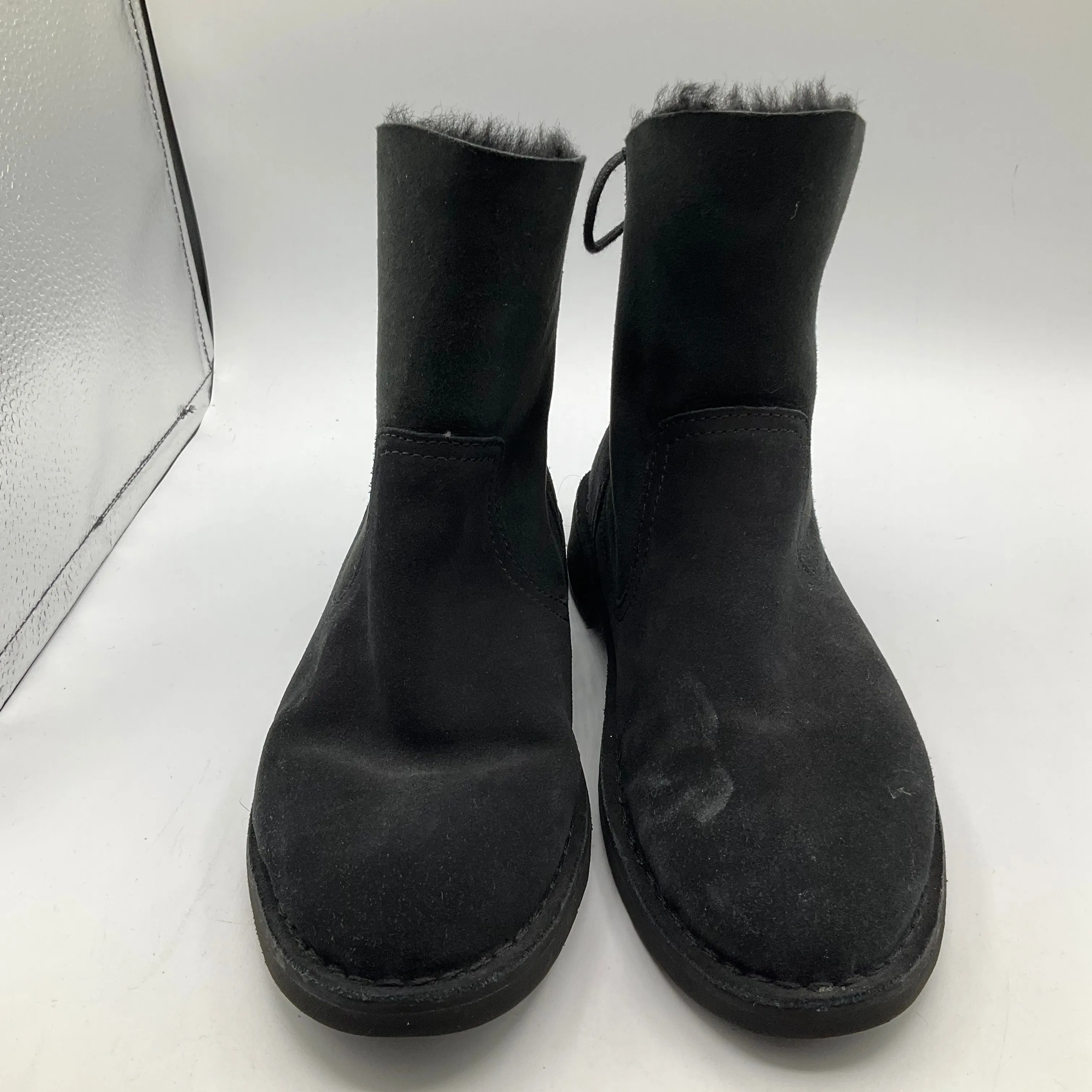 Black Boots Ankle Flats Ugg, Size 7
