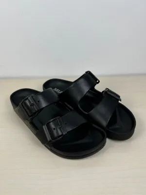 Black Sandals Flats Mia, Size 6