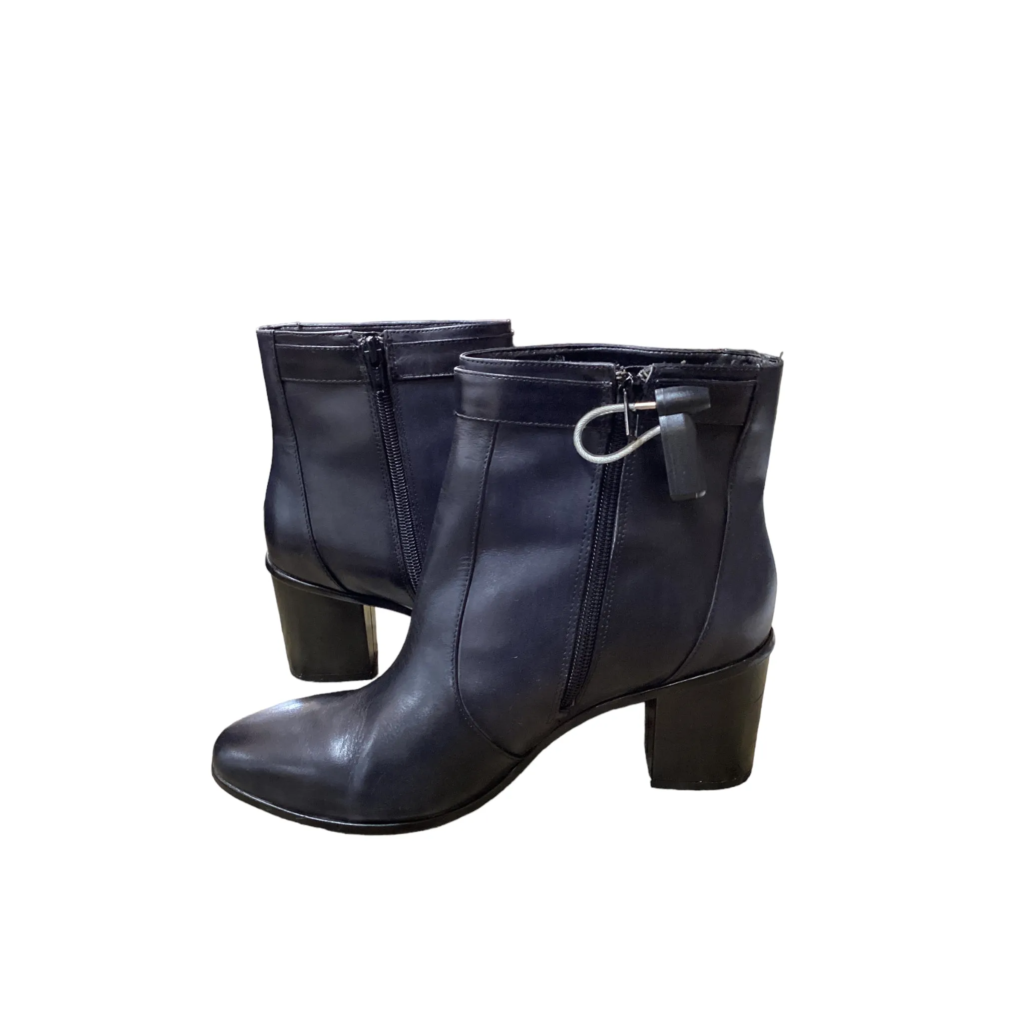 Boots Ankle Flats By Antonio Melani  Size: 9.5
