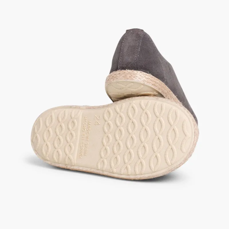 KIDS LACE-UP SUEDE AND JUTE TRAINERS