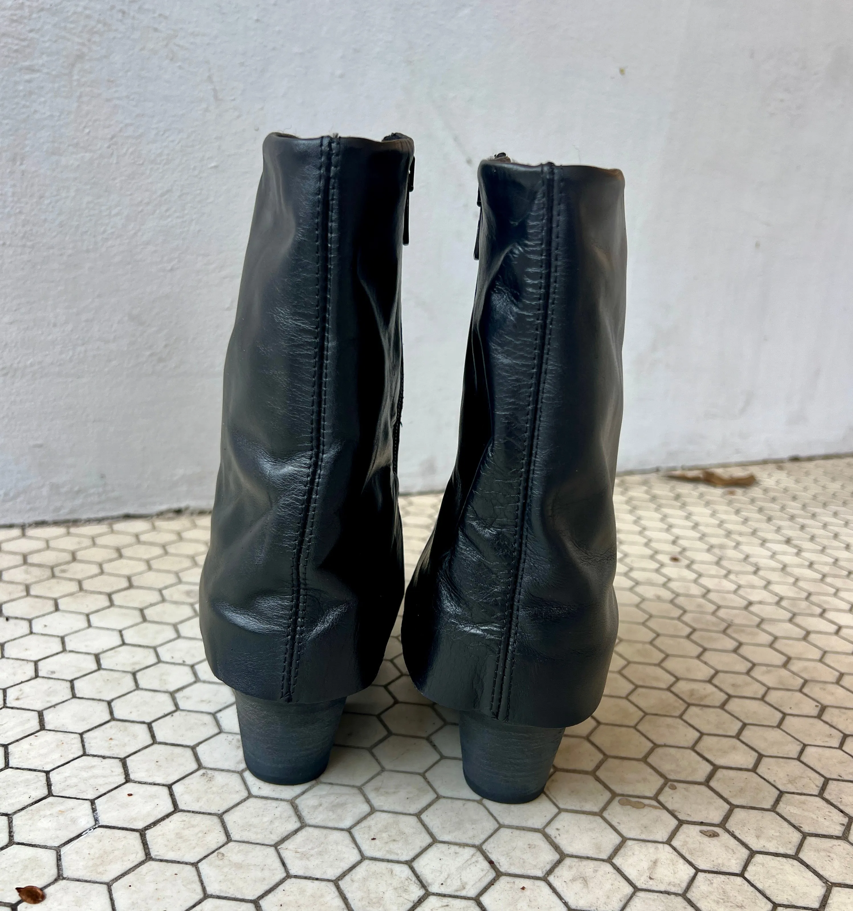 MJUS Loki Boot