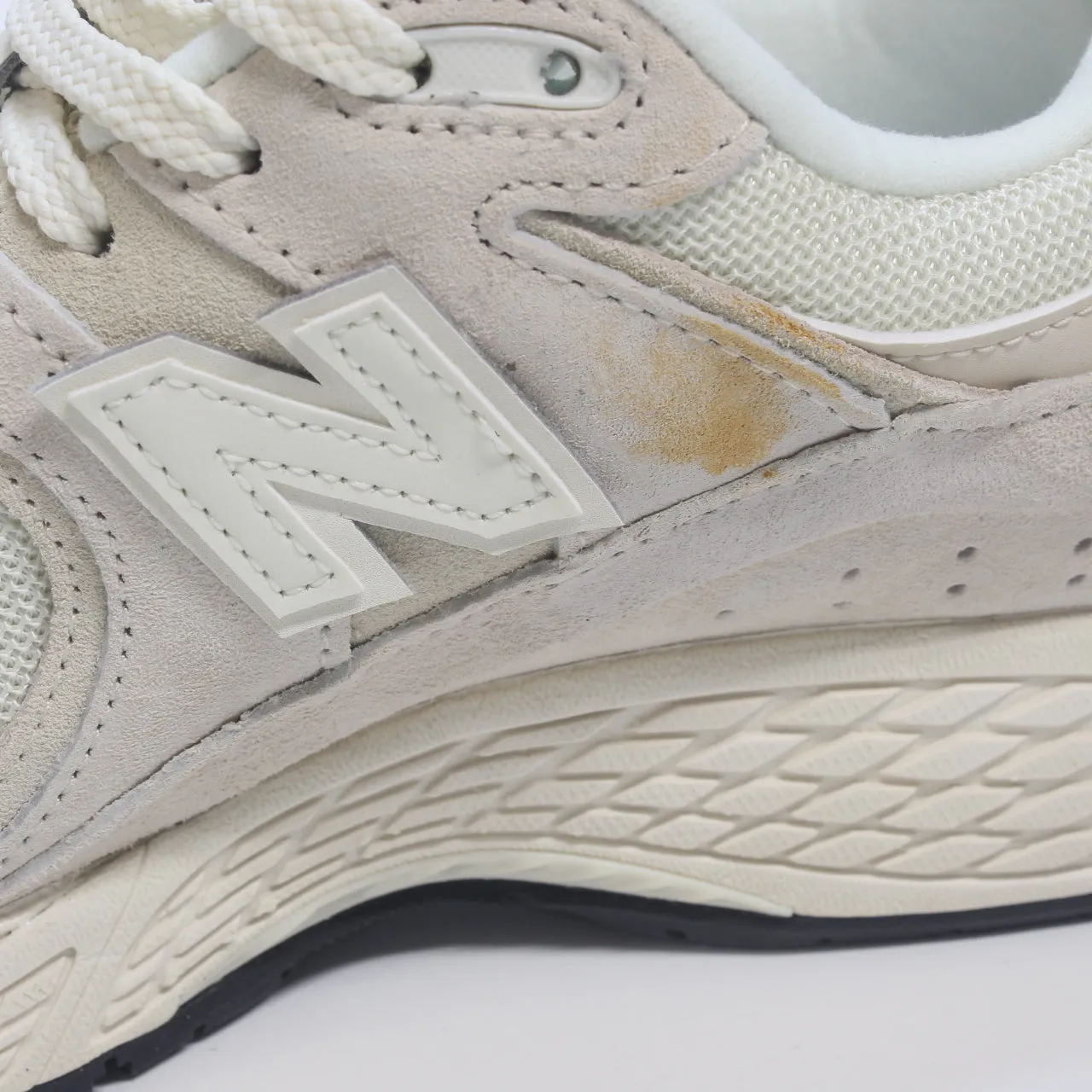 New Balance 2002 Calm Taupe Uk Size 7