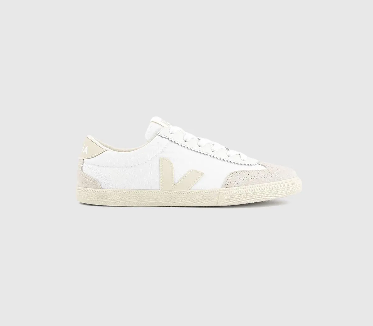 Veja Volley Trainers White Pierre F