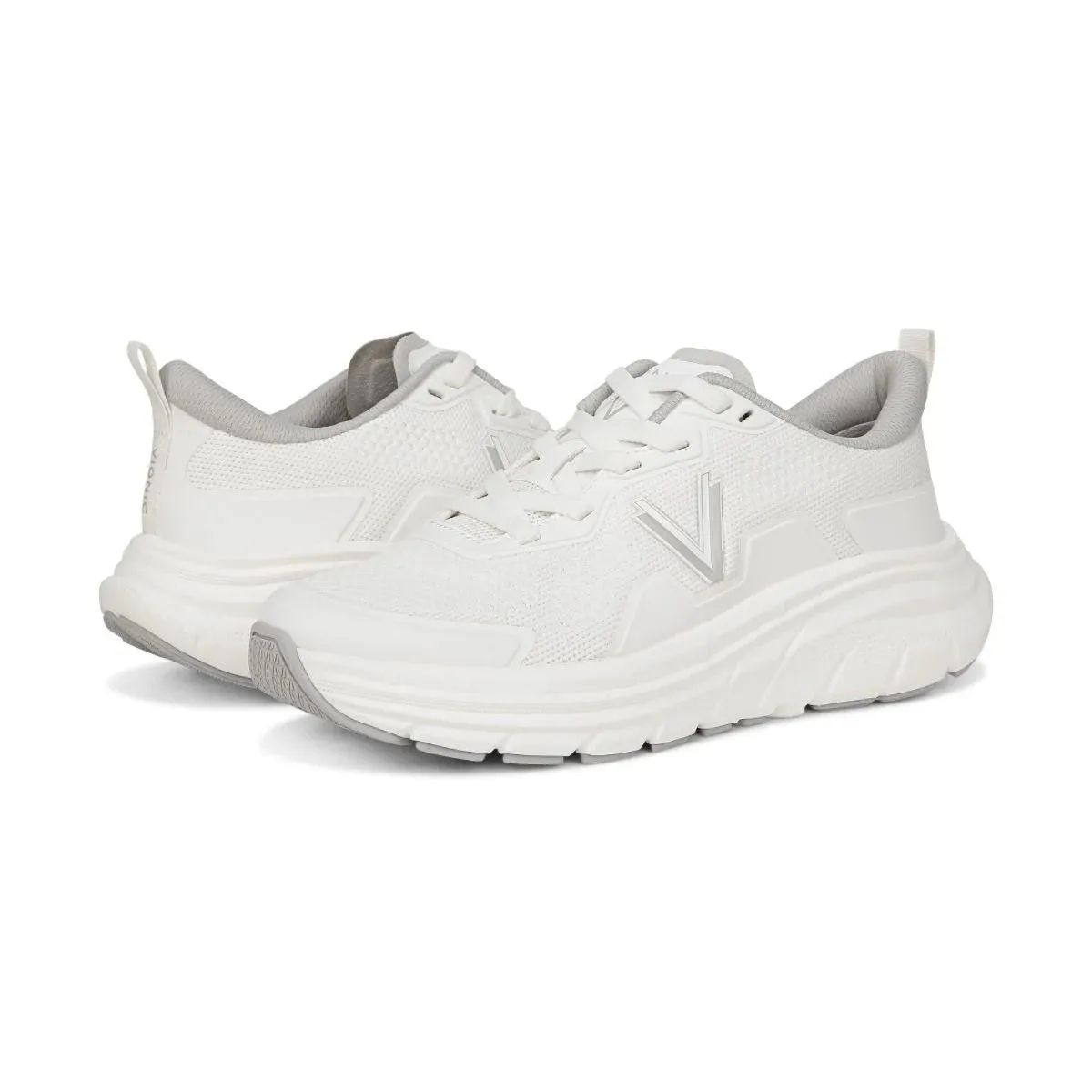 WALK MAX STRETCH LACE UP SNEAKER